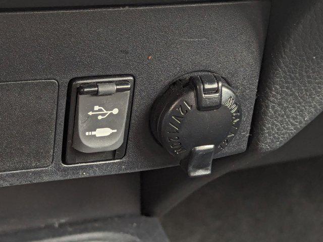 Photo of 2018 Blizzard Pearl Toyota RAV4 Hybrid