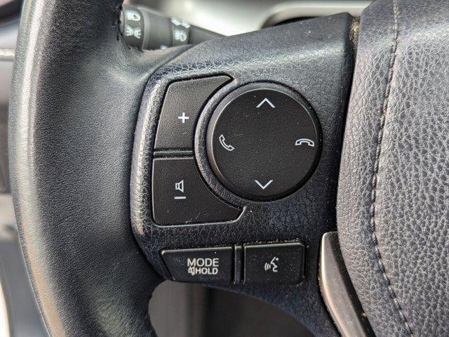 Photo of 2018 Blizzard Pearl Toyota RAV4 Hybrid