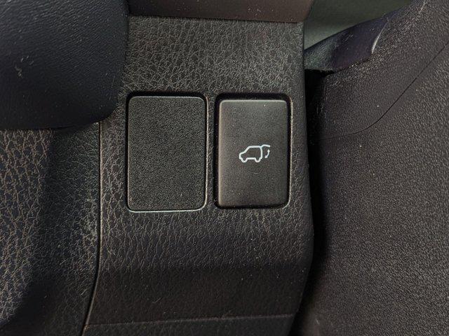 Photo of 2018 Blizzard Pearl Toyota RAV4 Hybrid