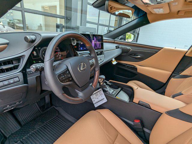 Photo of 2025 Matador Red Mica Lexus ES 300h