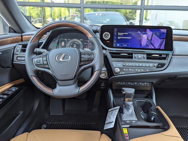 Photo of 2025 Matador Red Mica Lexus ES 300h