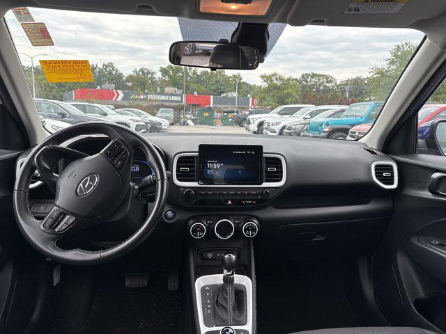 Photo of 2024 Intense Blue Hyundai VENUE