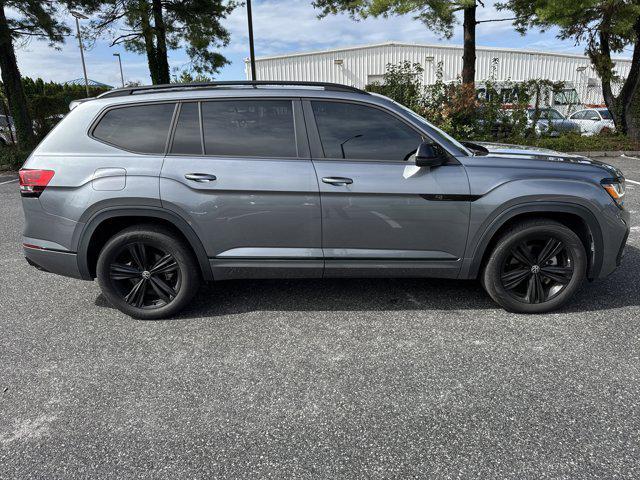 Photo of 2023 Pyrite Silver Metallic Volkswagen Atlas