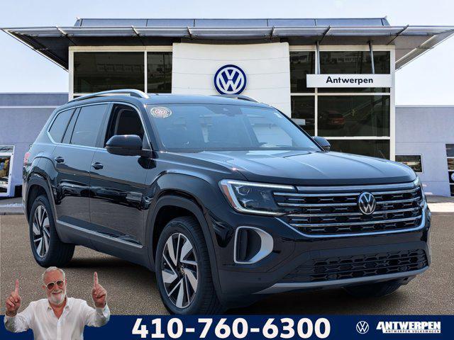 Photo of 2025 Deep Black Pearl Volkswagen Atlas