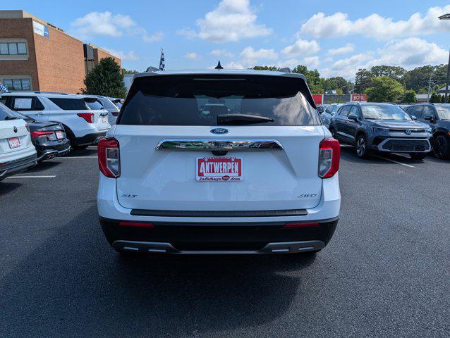 Photo of 2023 Oxford White Ford Explorer