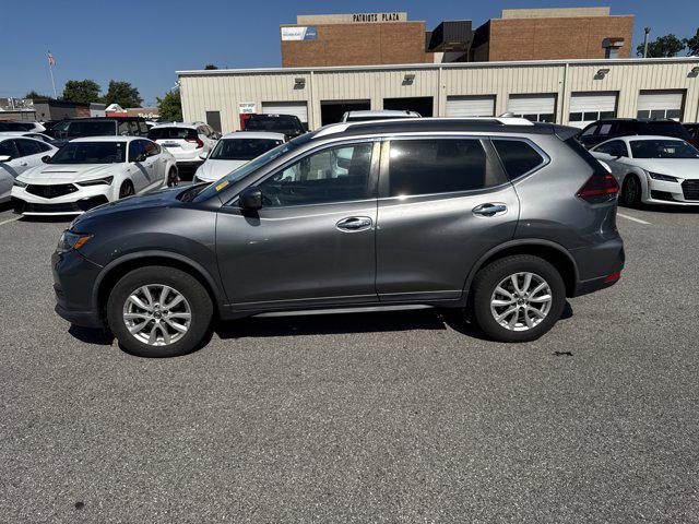 Photo of 2018 Gun Metallic Nissan Rogue