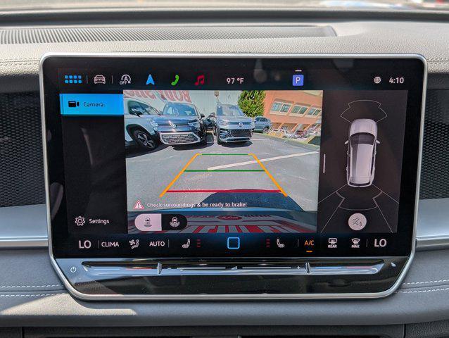 Photo of 2025 Platinum Gray Metallic Volkswagen Tiguan
