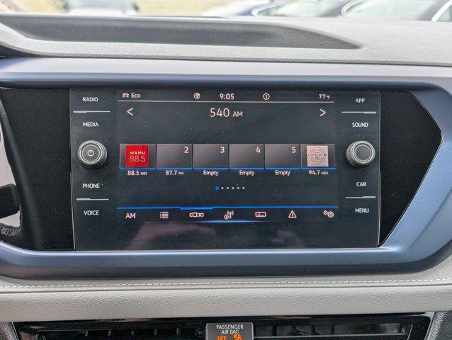 Photo of 2024 Pure White Volkswagen Taos