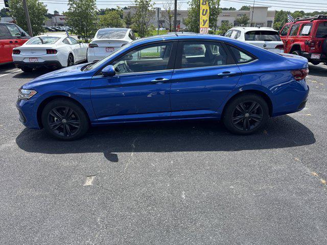 Photo of 2024 Blue Metallic Volkswagen Jetta