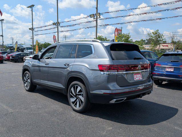 Photo of 2025 Platinum Gray Metallic Volkswagen Atlas