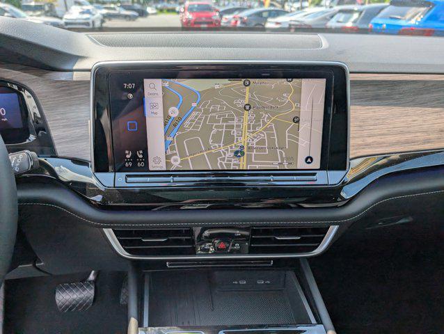 Photo of 2025 Platinum Gray Metallic Volkswagen Atlas