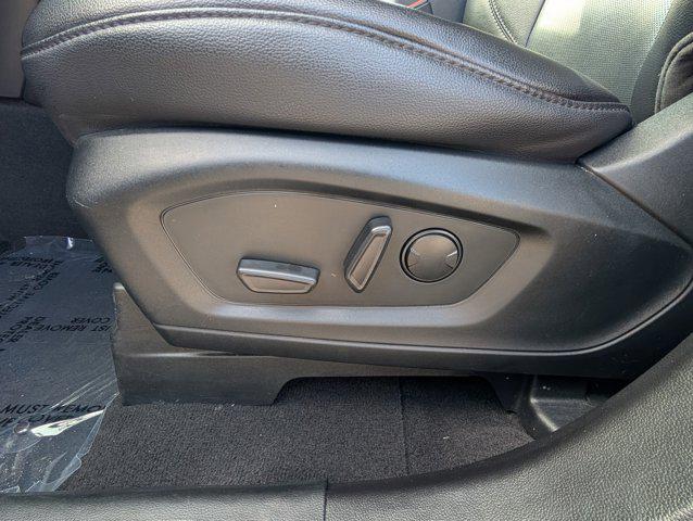 Photo of 2024 Black Metallic Ford Explorer