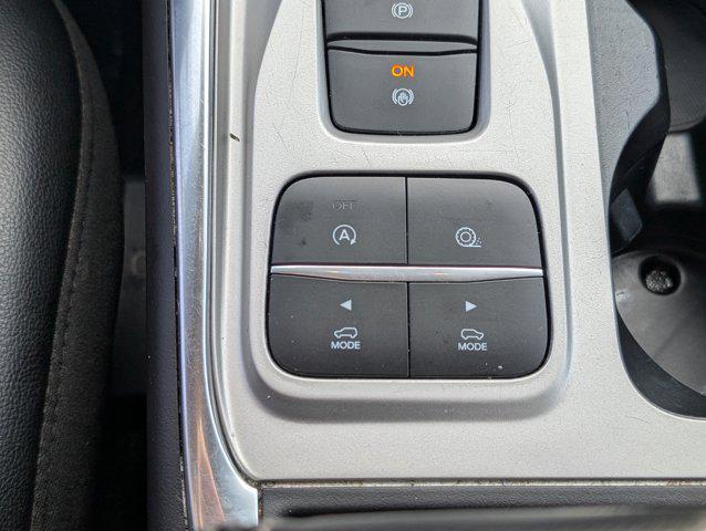Photo of 2024 Black Metallic Ford Explorer