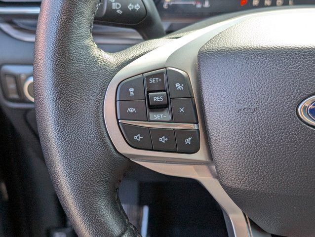 Photo of 2024 Black Metallic Ford Explorer