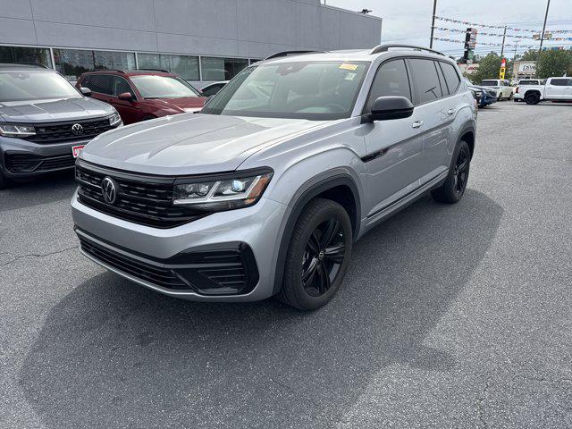 Photo of 2023 Pyrite Silver Metallic Volkswagen Atlas