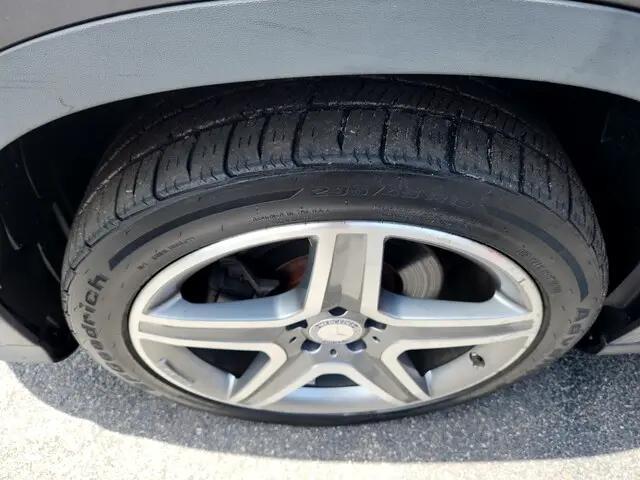 Photo of 2015 GRAY Mercedes-Benz GLA-Class
