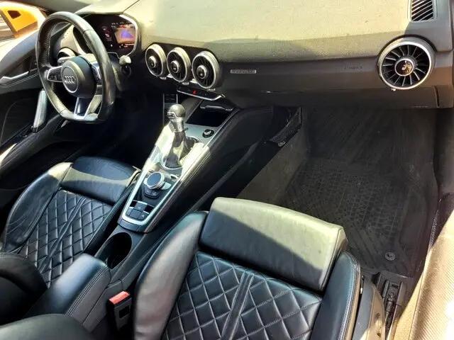 Photo of 2017 ORANGE Audi TT