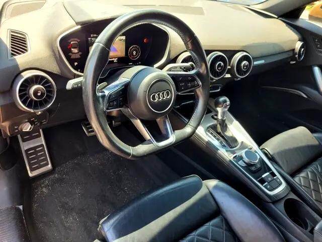 Photo of 2017 ORANGE Audi TT