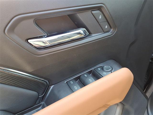 Photo of 2025 Onyx Black GMC Canyon