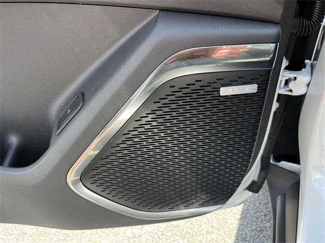 Photo of 2025 Summit White GMC Acadia