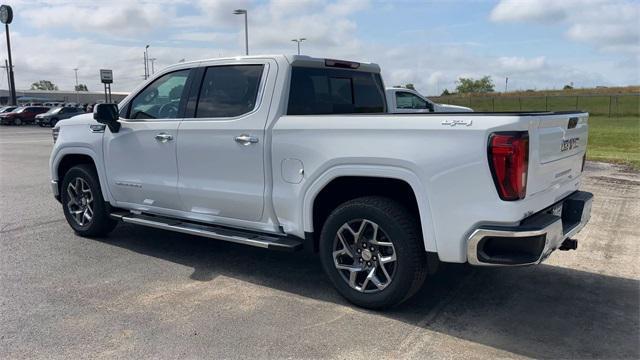 Photo of 2025 Summit White GMC Sierra 1500