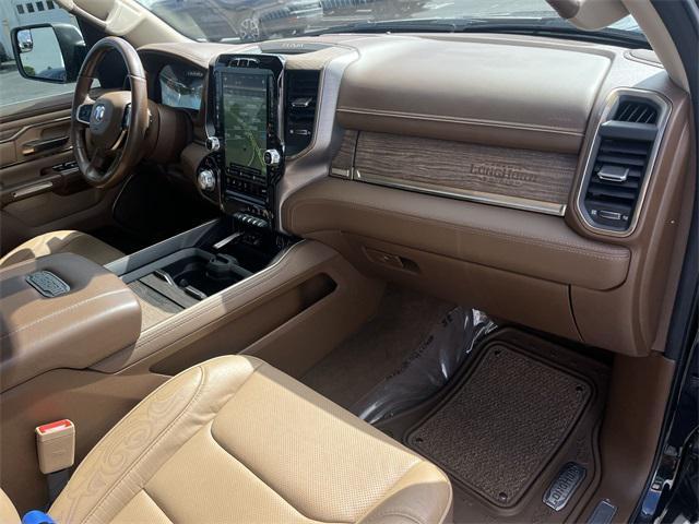 Photo of 2020 Diamond Black Crystal Pearlcoat RAM 1500