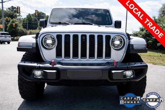 Photo of 2022 Silver Zynith Clearcoat Jeep Gladiator