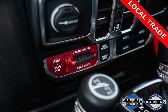 Photo of 2022 Silver Zynith Clearcoat Jeep Gladiator