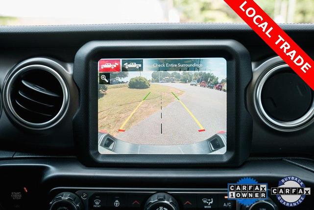 Photo of 2022 Silver Zynith Clearcoat Jeep Gladiator
