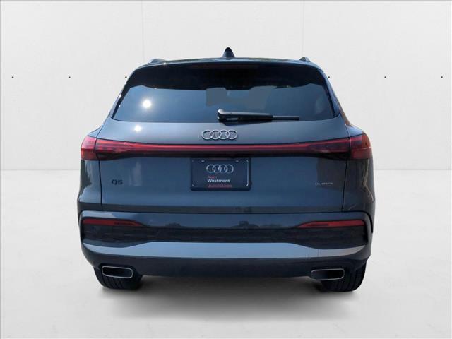 Photo of 2025 Tambora Gray Metallic Audi Q5
