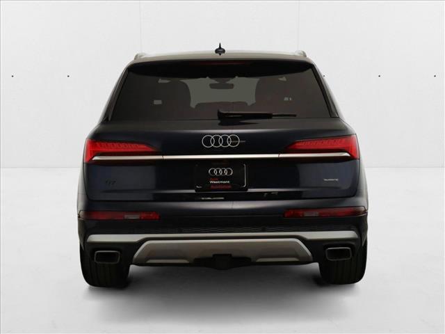 Photo of 2025 Waitomo Blue Metallic Audi Q7