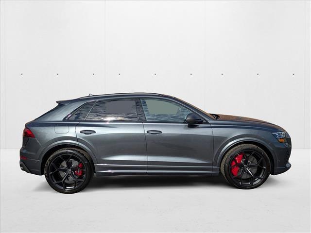 Photo of 2025 Daytona Gray Pearl Effect Audi RS Q8