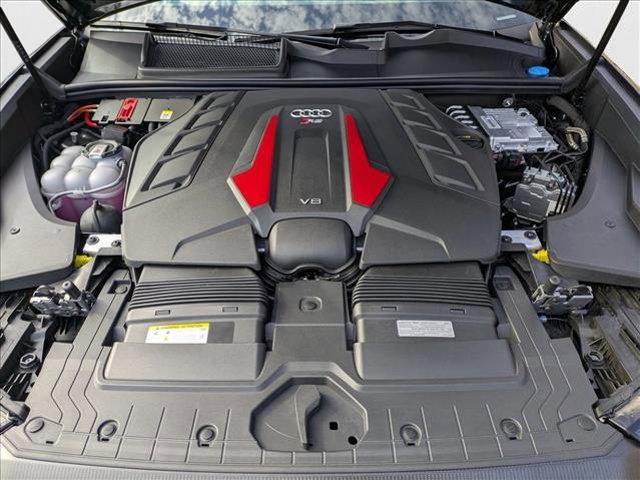 Photo of 2025 Daytona Gray Pearl Effect Audi RS Q8