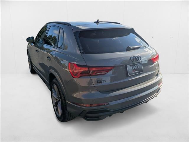 Photo of 2025 Chronos Gray Metallic Audi Q3