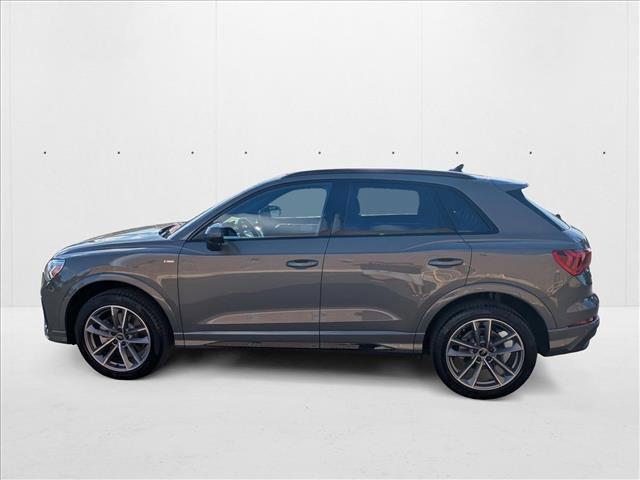 Photo of 2025 Chronos Gray Metallic Audi Q3