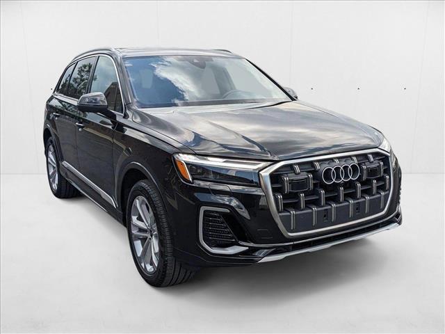 Photo of 2025 Mythos Black Metallic Audi Q7