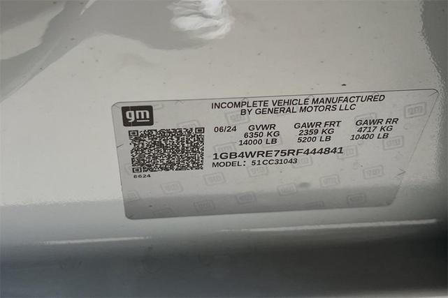 Photo of 2024 Summit White Chevrolet Silverado 3500