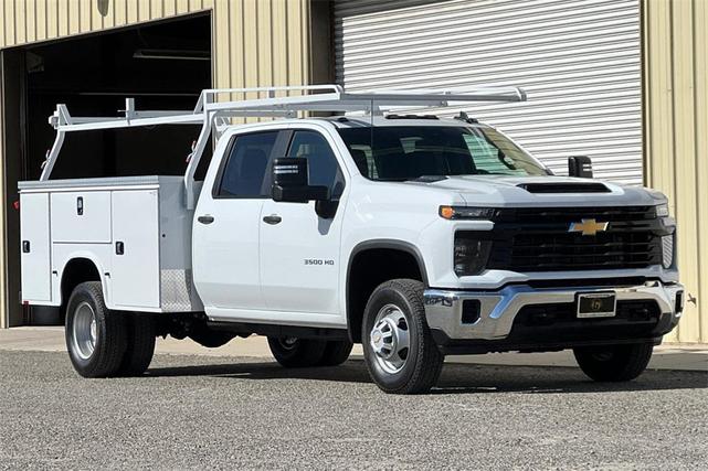 Photo of 2024 Summit White Chevrolet Silverado 3500