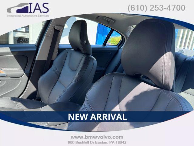 Photo of 2016 Crystal White Pearl Volvo S60 Inscription