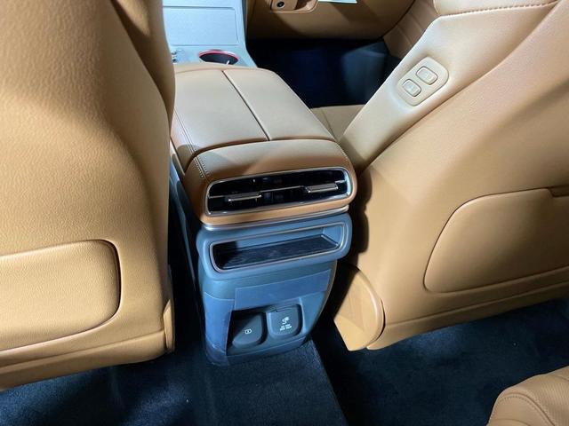 Photo of 2026 White Genesis GV80