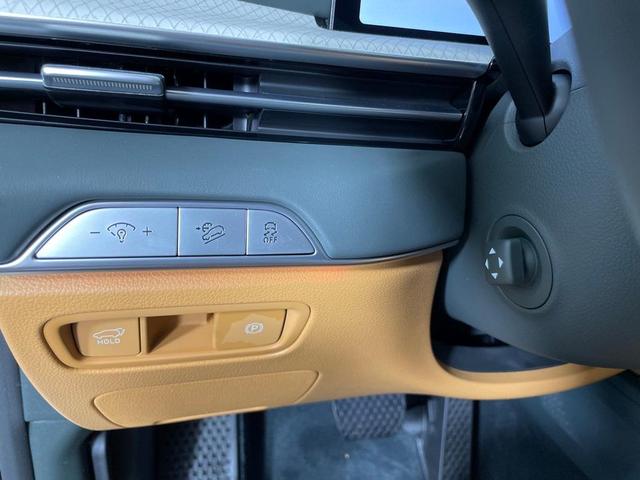 Photo of 2026 White Genesis GV80