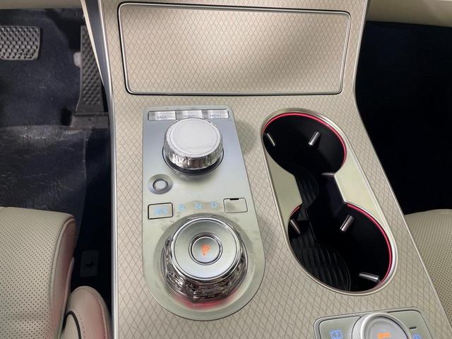 Photo of 2026 White Genesis GV80