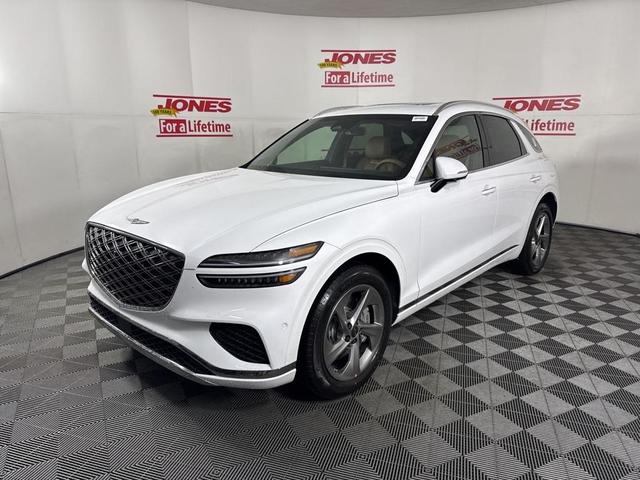 Photo of 2026 Alta White Genesis GV70
