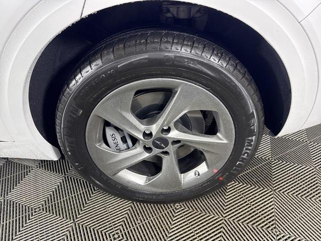 Photo of 2026 Alta White Genesis GV70