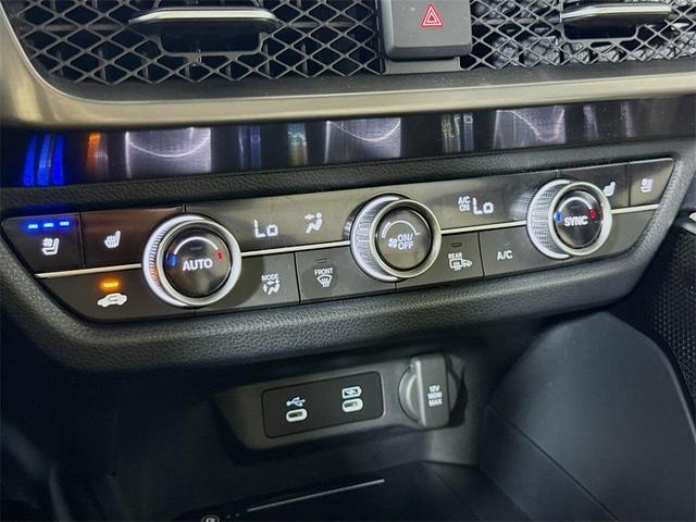 Photo of 2025 Platinum White Pearl Acura ADX
