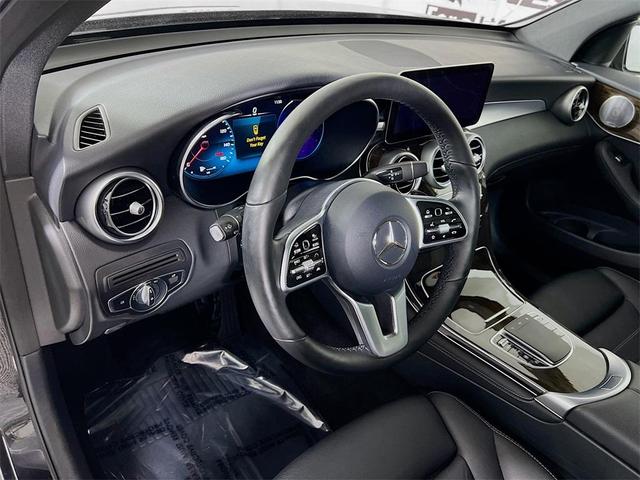 Photo of 2021 Black Mercedes-Benz GLC 300