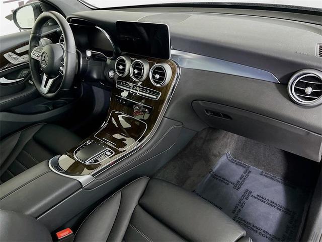 Photo of 2021 Black Mercedes-Benz GLC 300