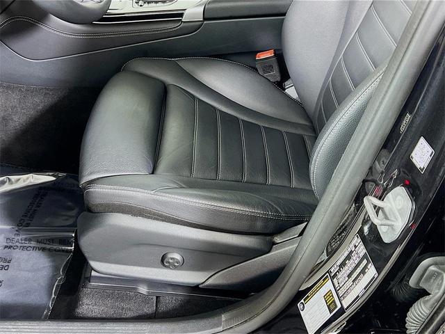 Photo of 2021 Black Mercedes-Benz GLC 300