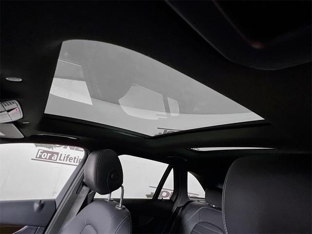 Photo of 2021 Black Mercedes-Benz GLC 300