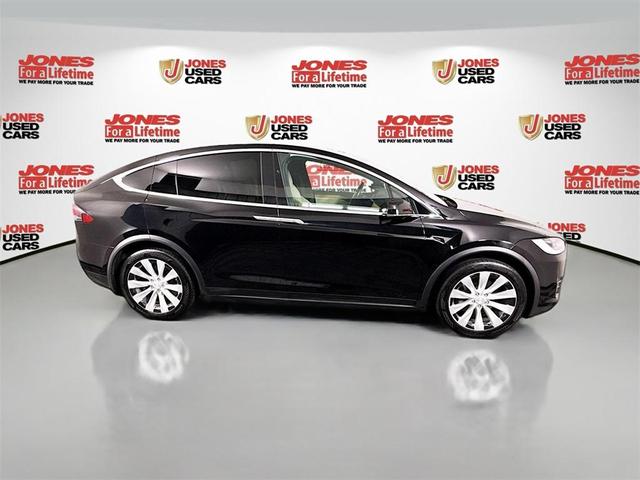 Photo of 2020 Blue Tesla Model X